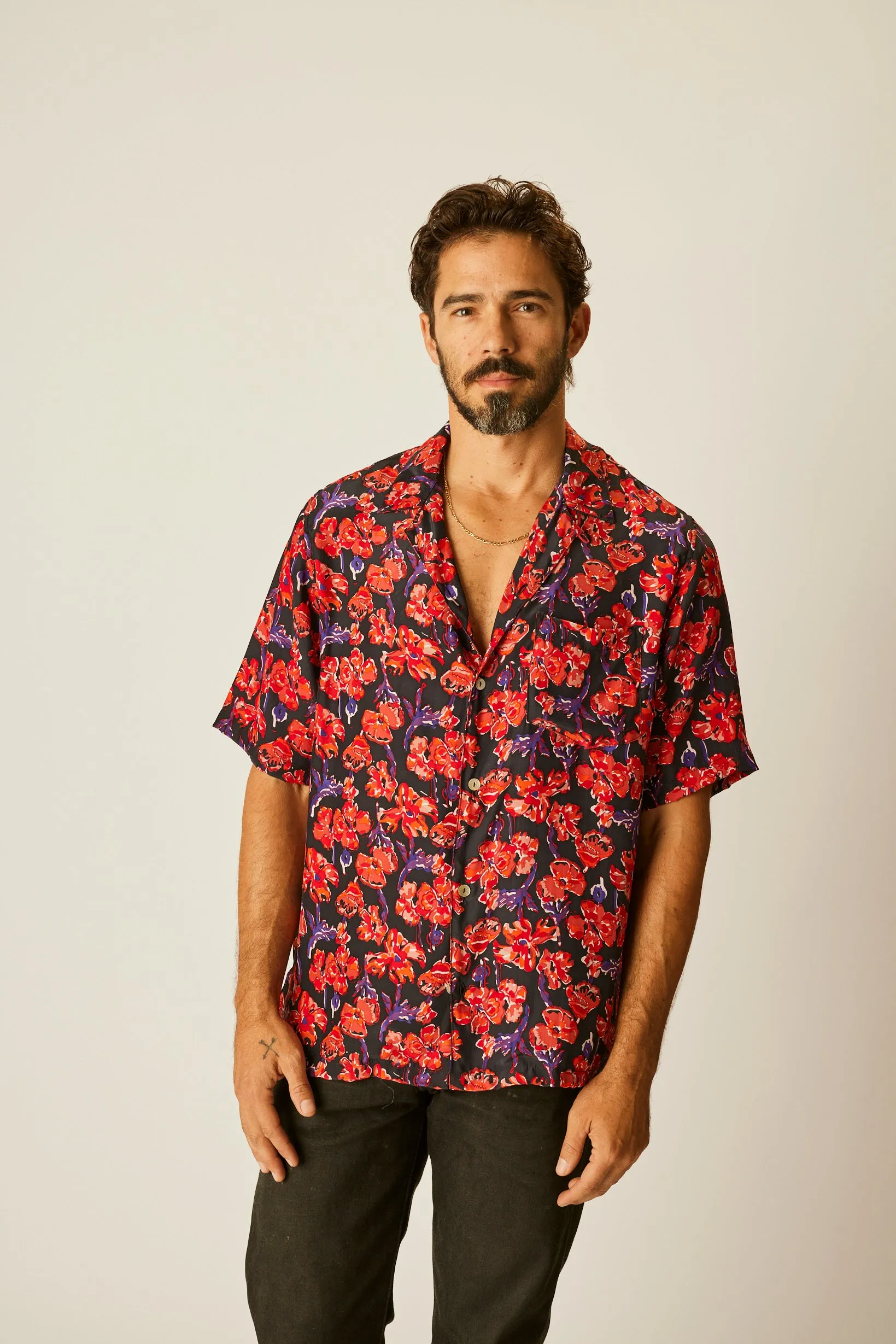 KEVIN SHIRT (UNISEX)