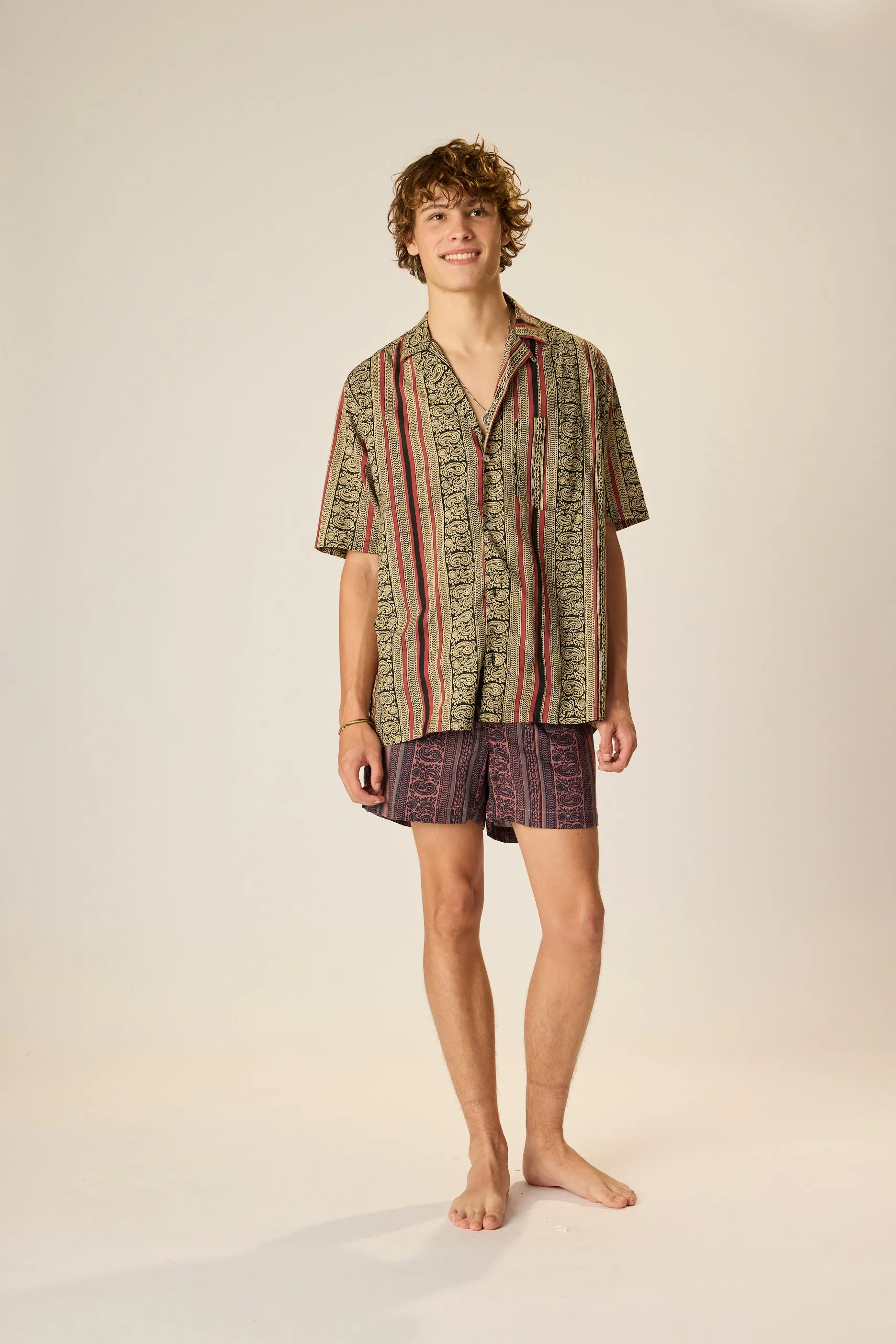 KEVIN SHIRT (UNISEX)