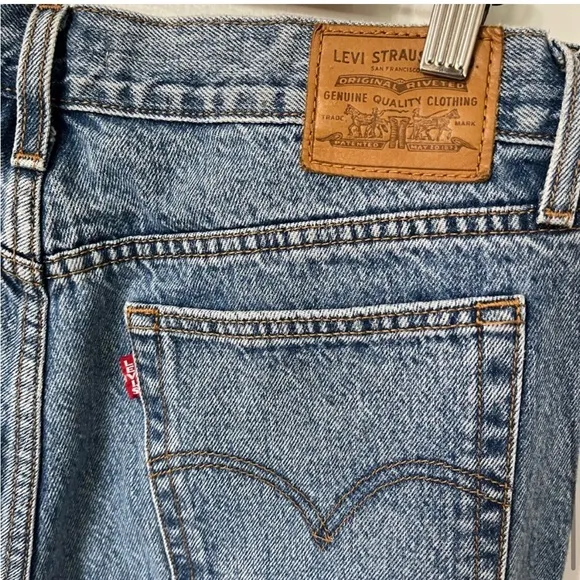 Levi's Premium Wedgie Icon Fit Frayed Hem High rise Jean Shut Up Blue size 29