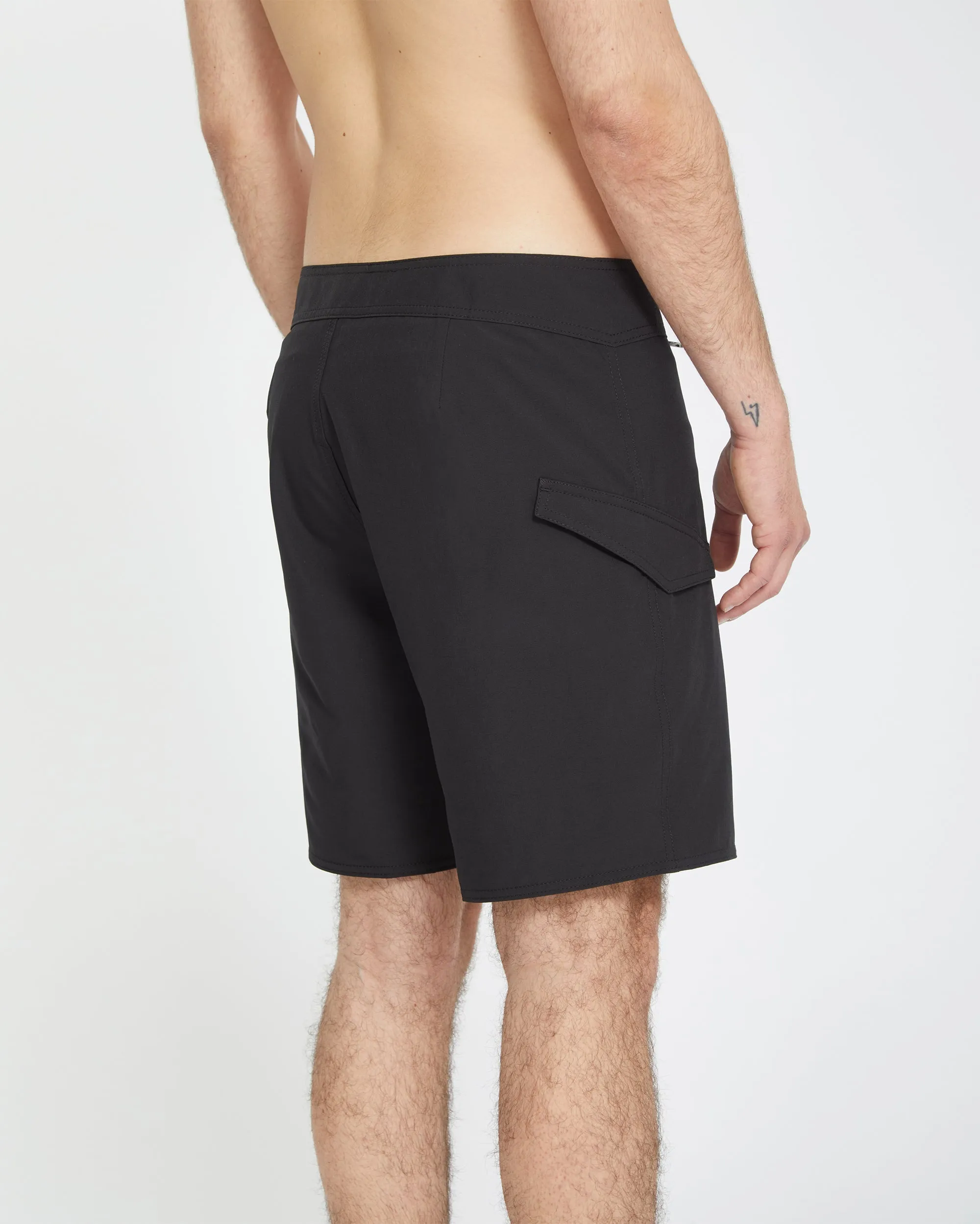 Lido Solid Mod 18" Boardshort - BLACK