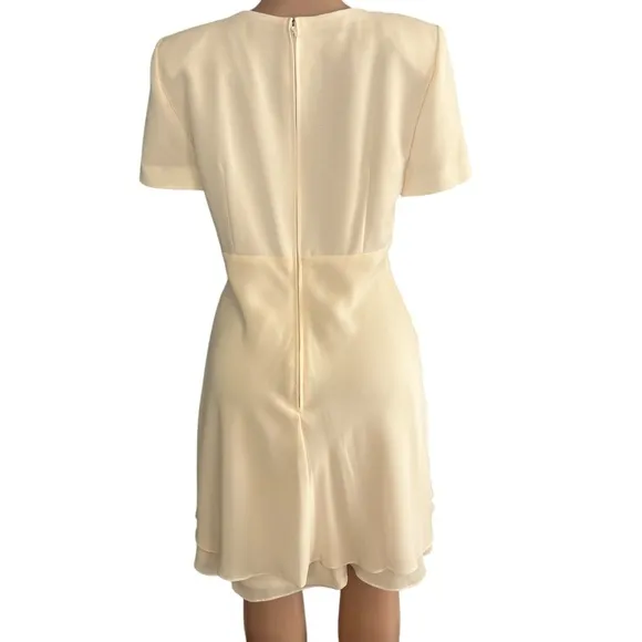 Maggy London by Kenneth Nolan Off White Vintage Short Sleeve Dress