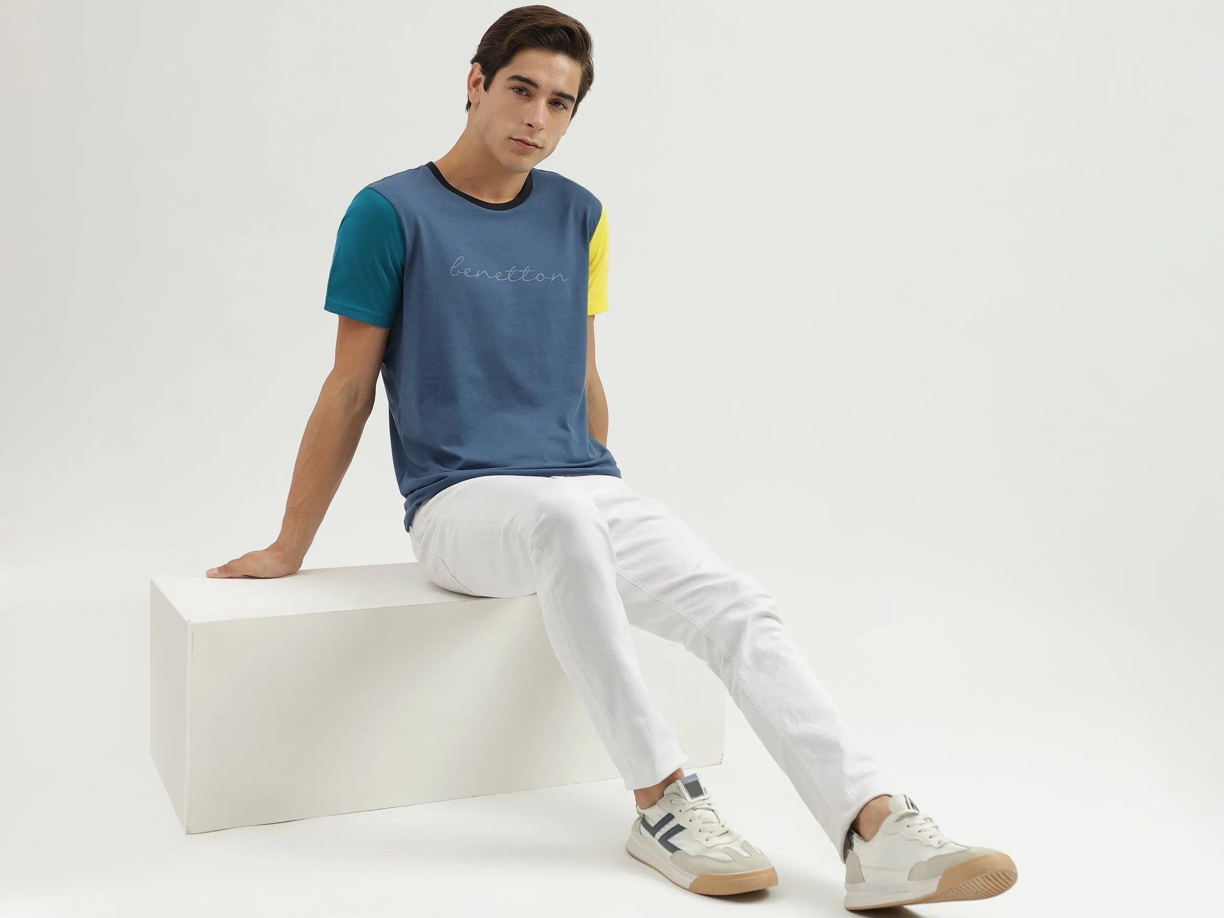 Men's Regular Fit Crew Neck Colorblock T-Shirt