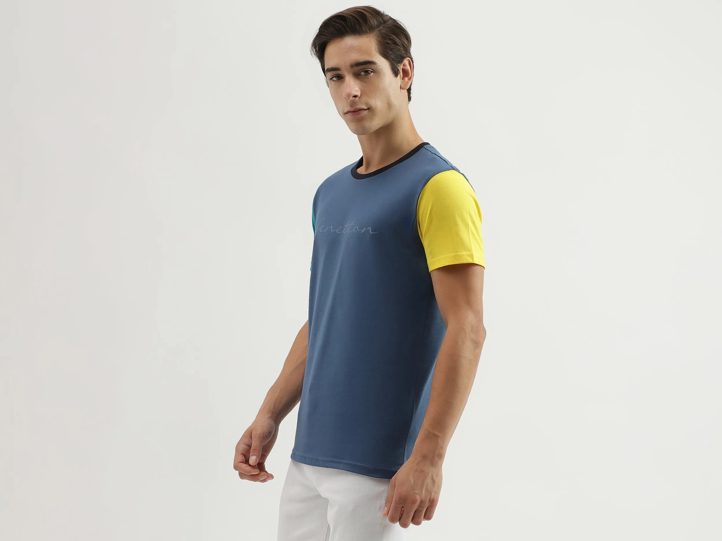 Men's Regular Fit Crew Neck Colorblock T-Shirt