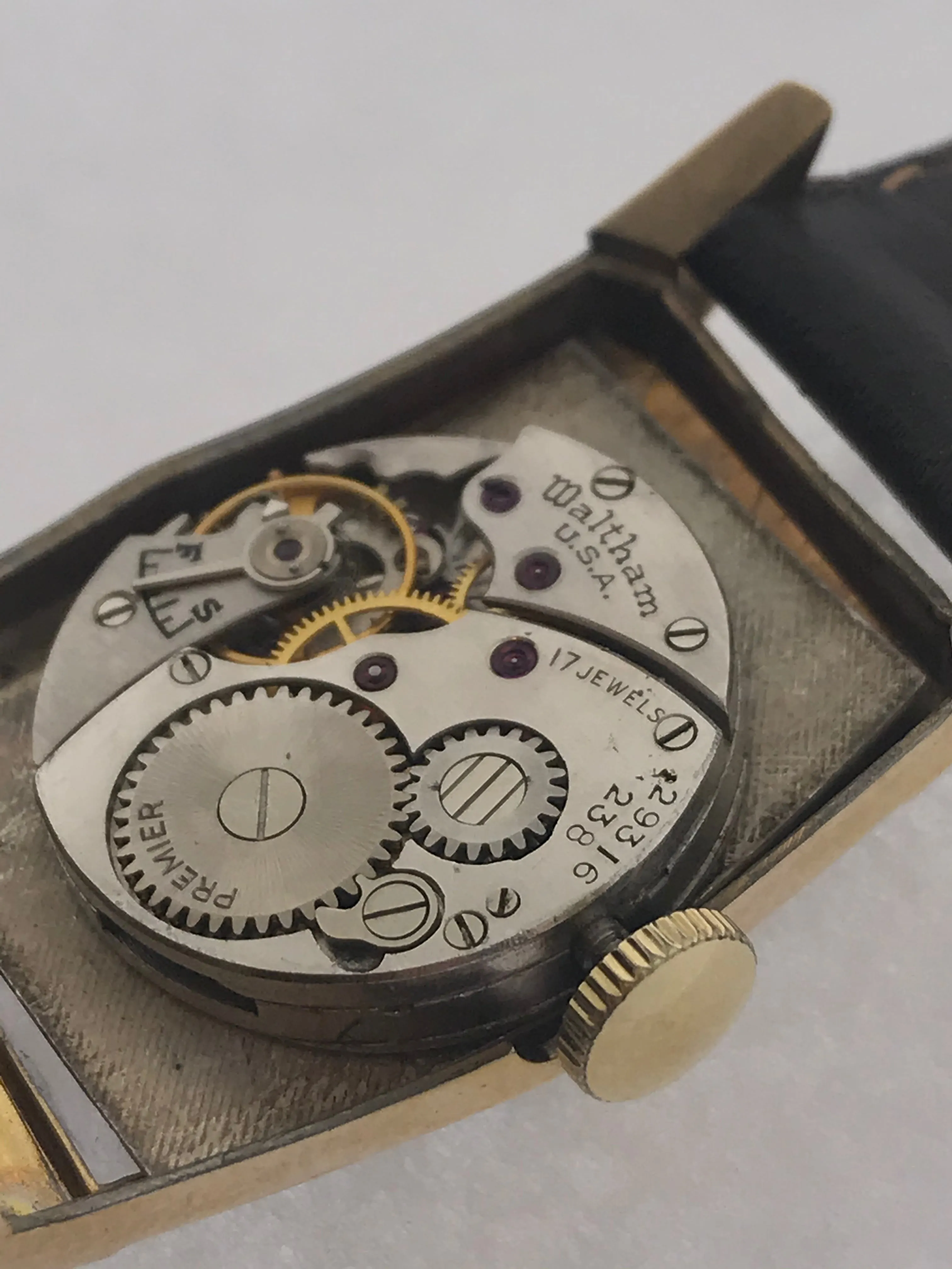 Men's Vintage Waltham Premier