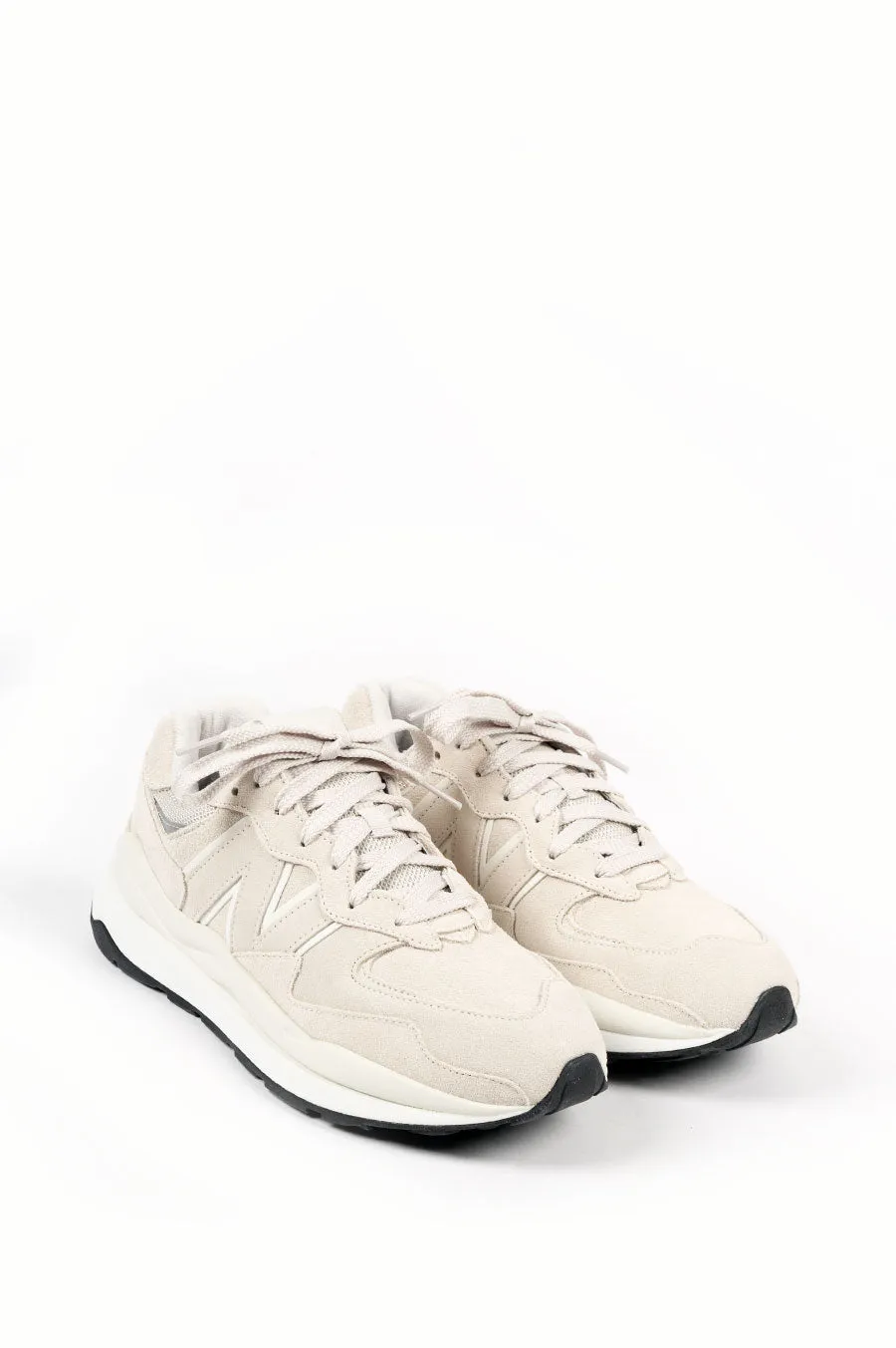 NEW BALANCE M5740RE1 MOONBEAM