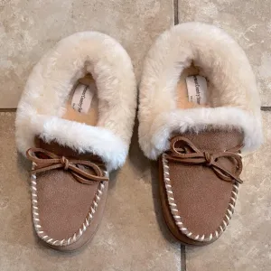 💗💗💗NEW The Vermont Country Store Sheepskin Leather with wool Moccasins Slippers