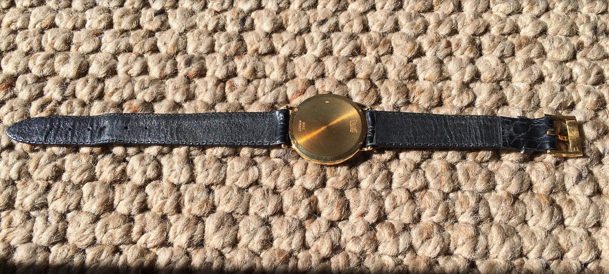 Piaget 8065 Quartz Solid 18K Yellow Gold White Dial Dress Wristwatch