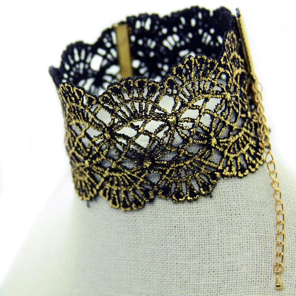 Seduction: Gold Baroque Lace Choker