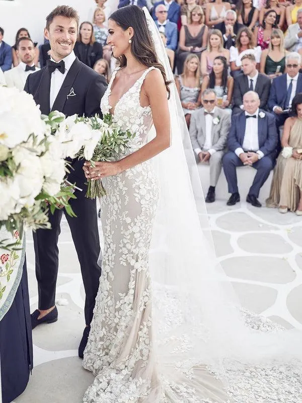 Straps Mermaid Wedding Dresses Lace Appliqued Bridal Gowns TN297