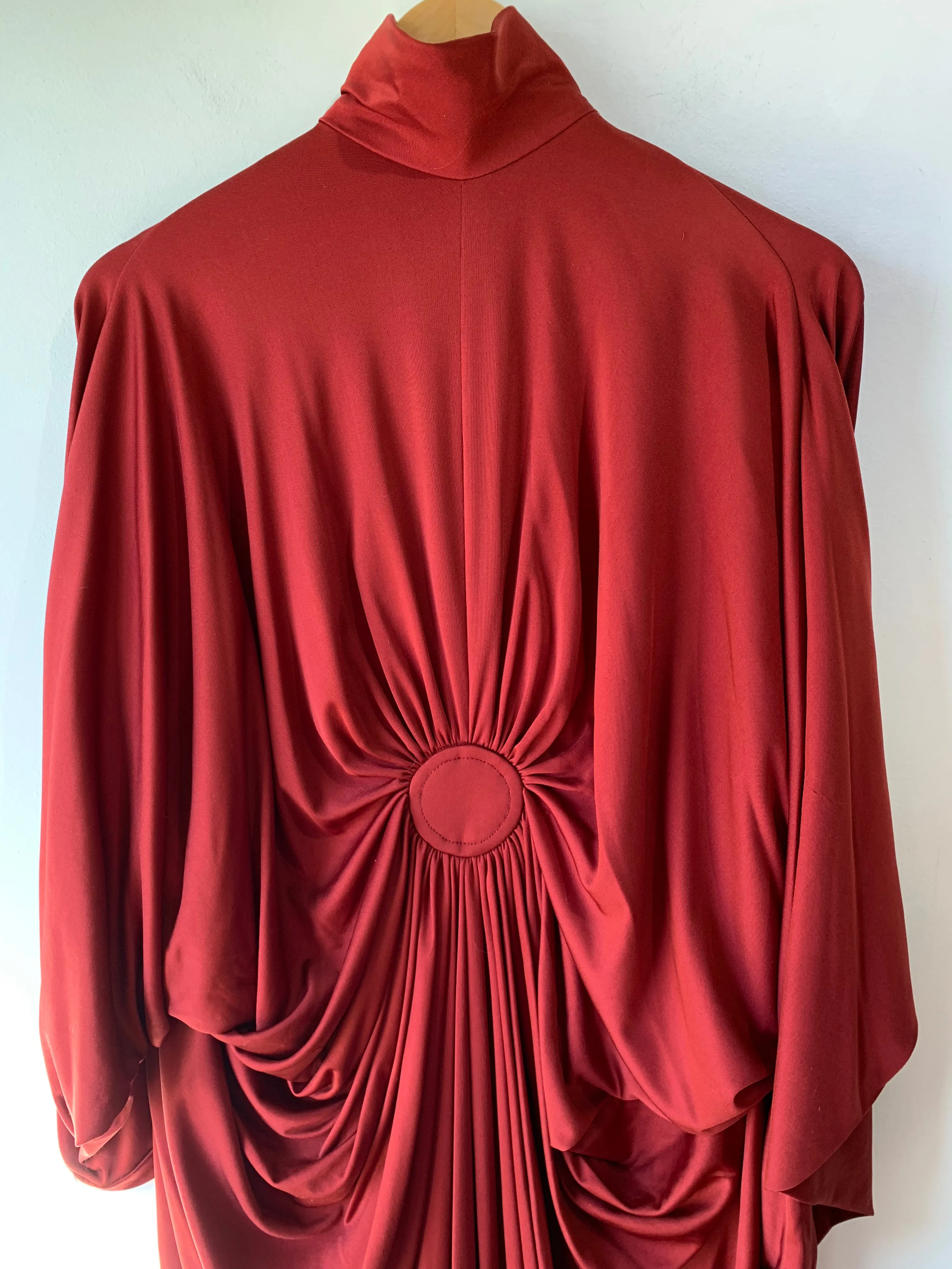 Stunning Vintage Yuki Rembrandt Burgundy Gown