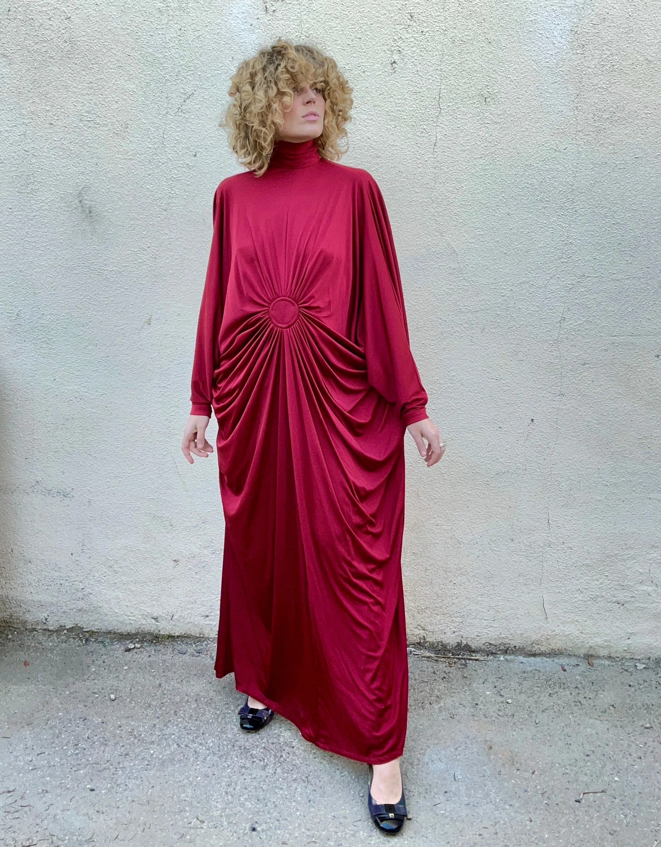 Stunning Vintage Yuki Rembrandt Burgundy Gown