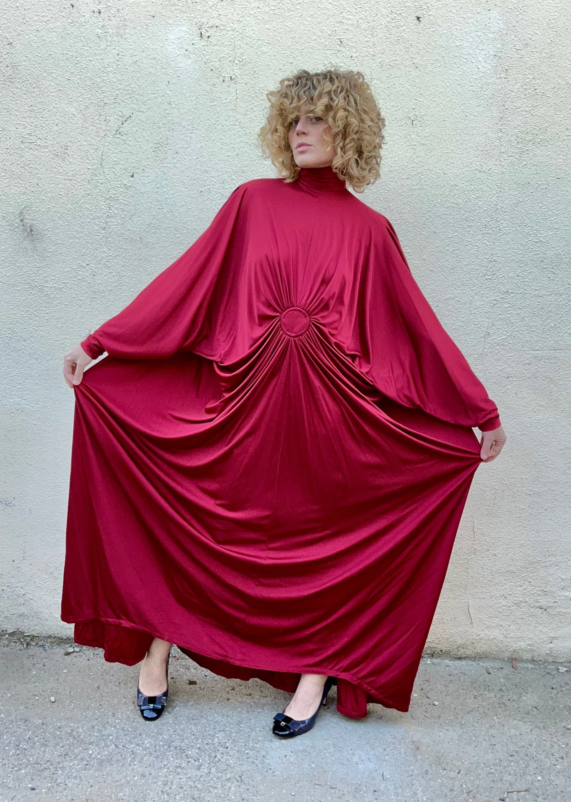 Stunning Vintage Yuki Rembrandt Burgundy Gown