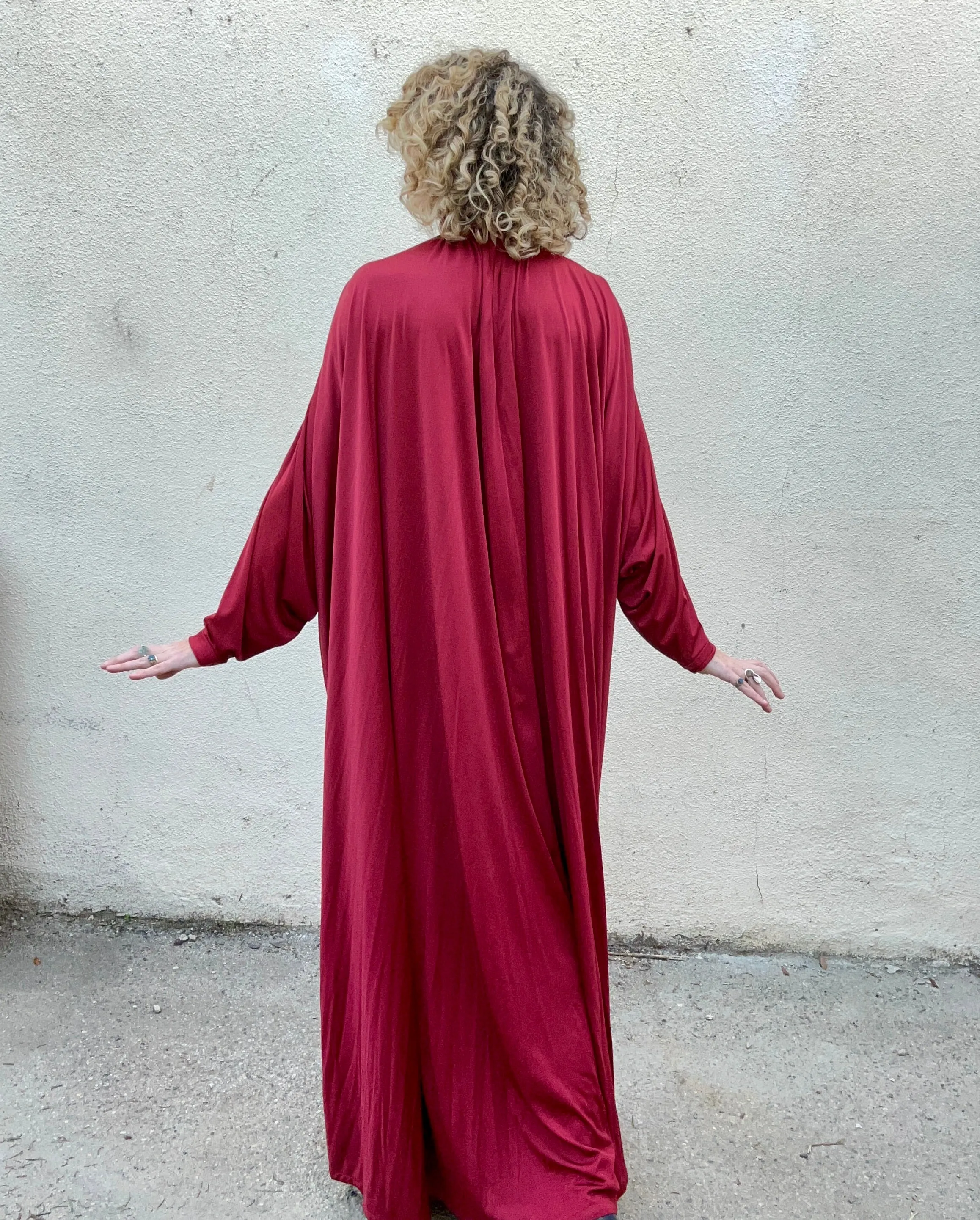 Stunning Vintage Yuki Rembrandt Burgundy Gown