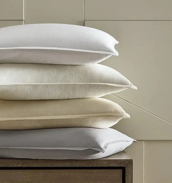 Tesoro Pillowcase Pair by Sferra