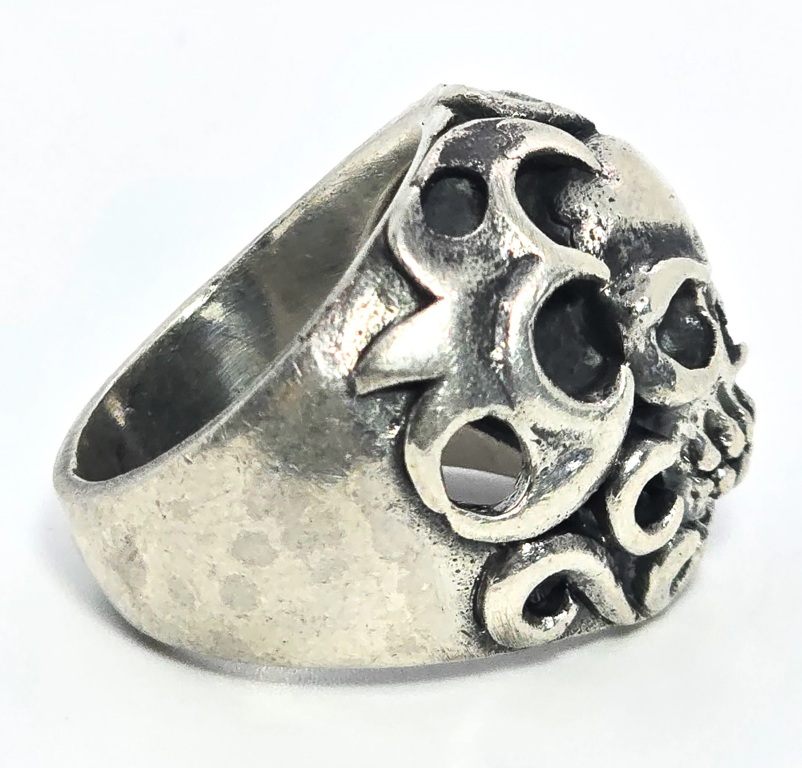 Thick Skull tribal flames retro biker solid sterling silver memento mori ring size 10.5