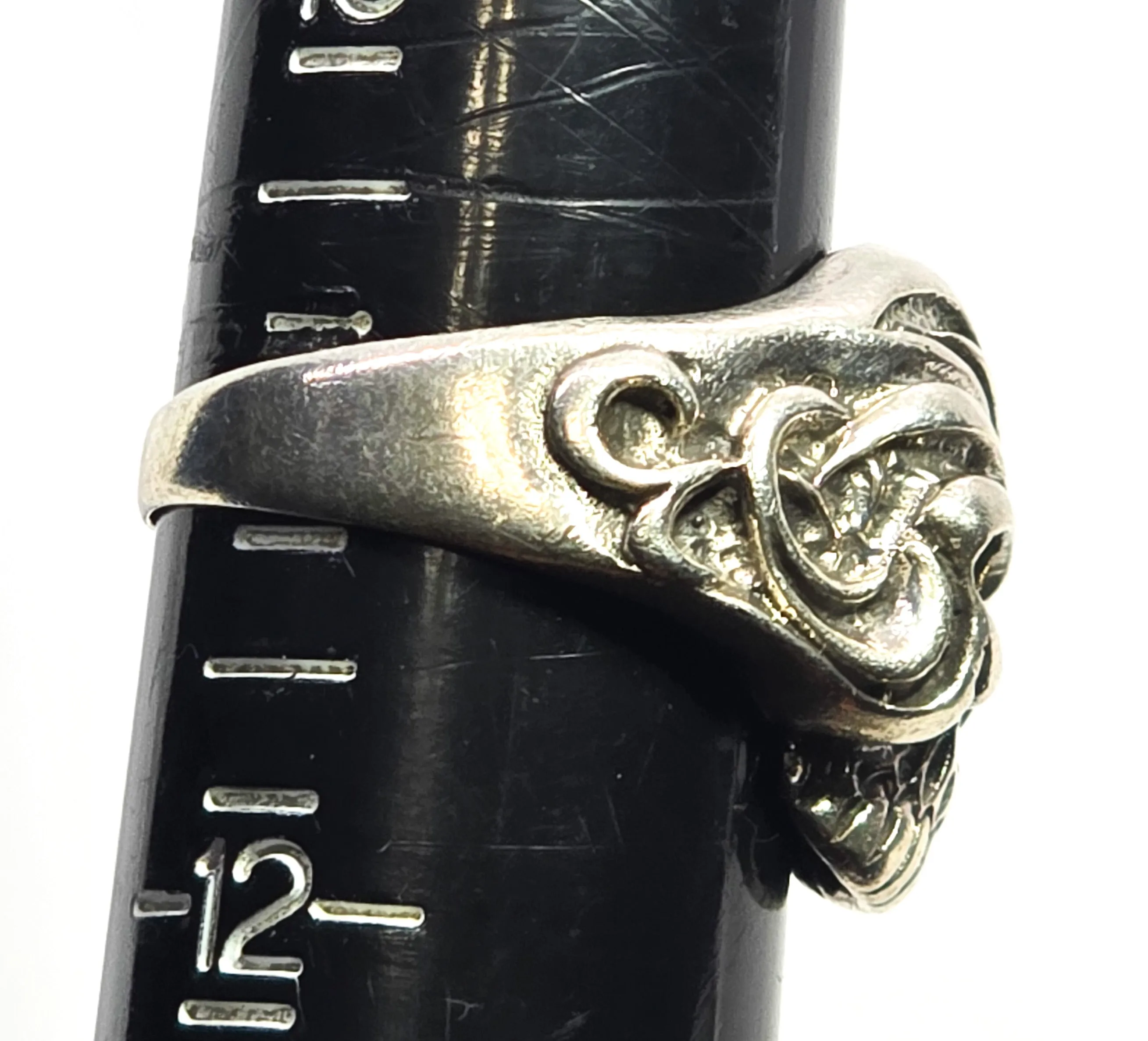 Tribal skull retro biker thick sterling silver skull with open eyes men's ring size 11