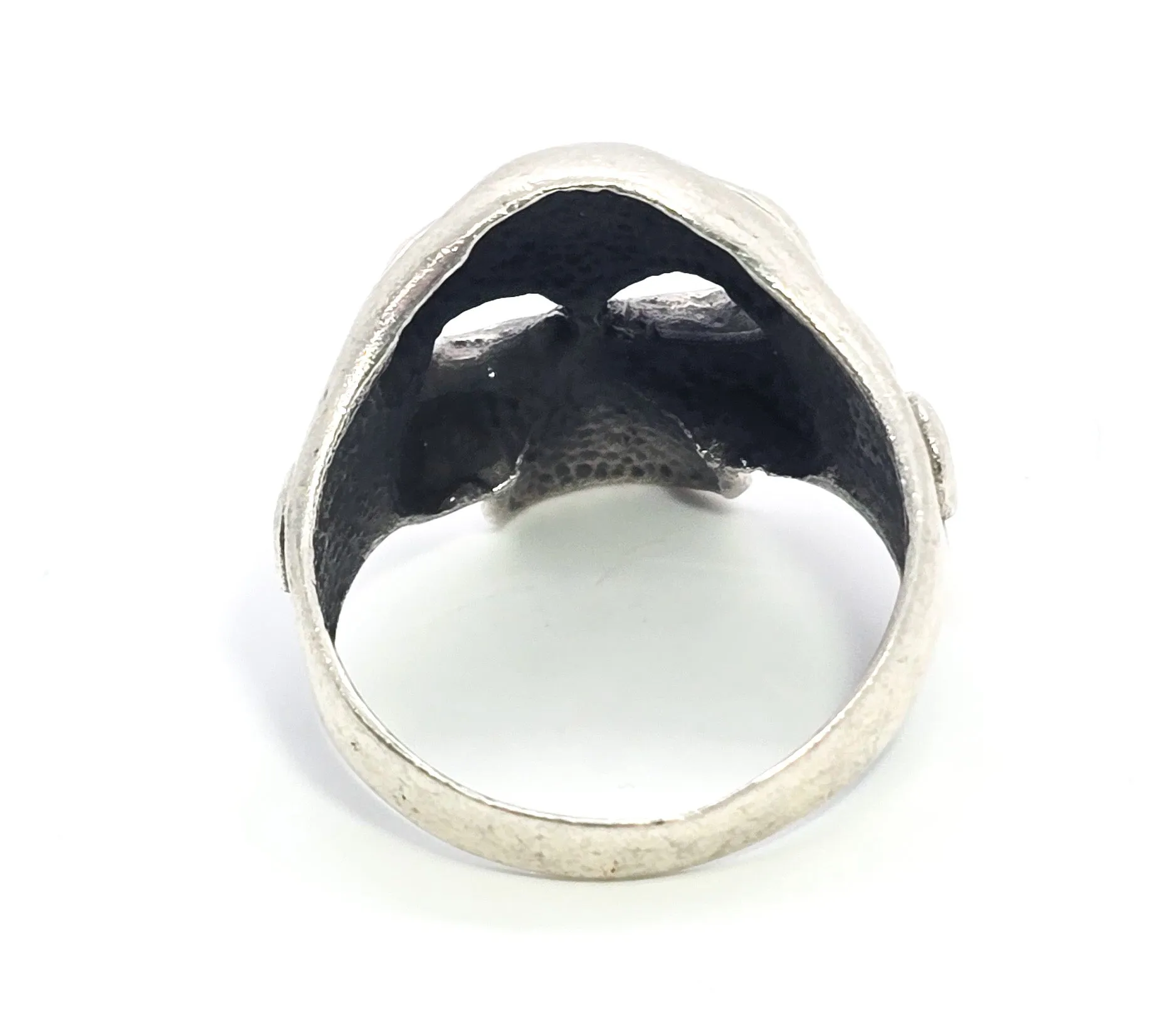 Tribal skull retro biker thick sterling silver skull with open eyes men's ring size 11