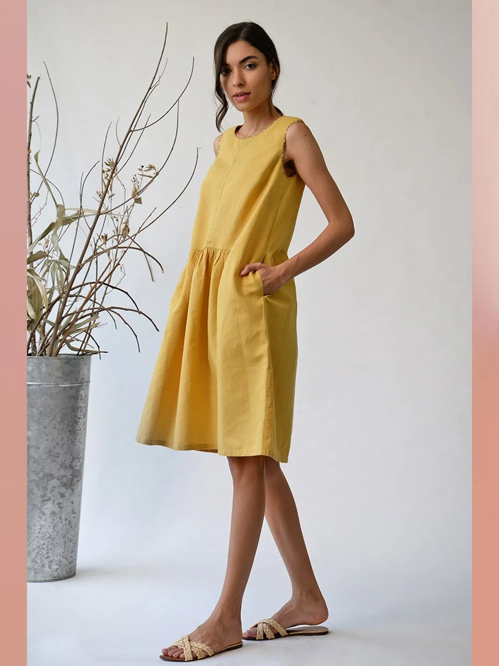 UMBAR by Payal Pratap   I   Dress Modhera  I  A Round Neck Sleeveless Dress With A Slight Gather At Waist  I  A Very Modern Shape For The Summer  I  Keep It Simple And Chic With Our Modera Dress This Season