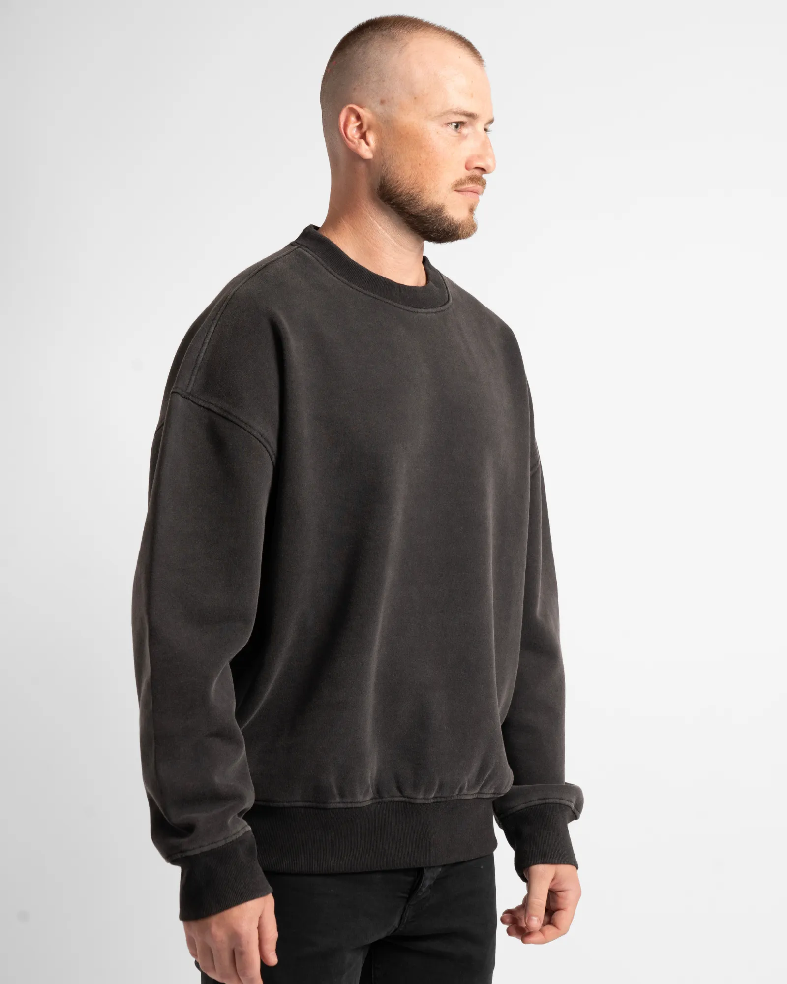 Unisex Classic Crew - Washed Black
