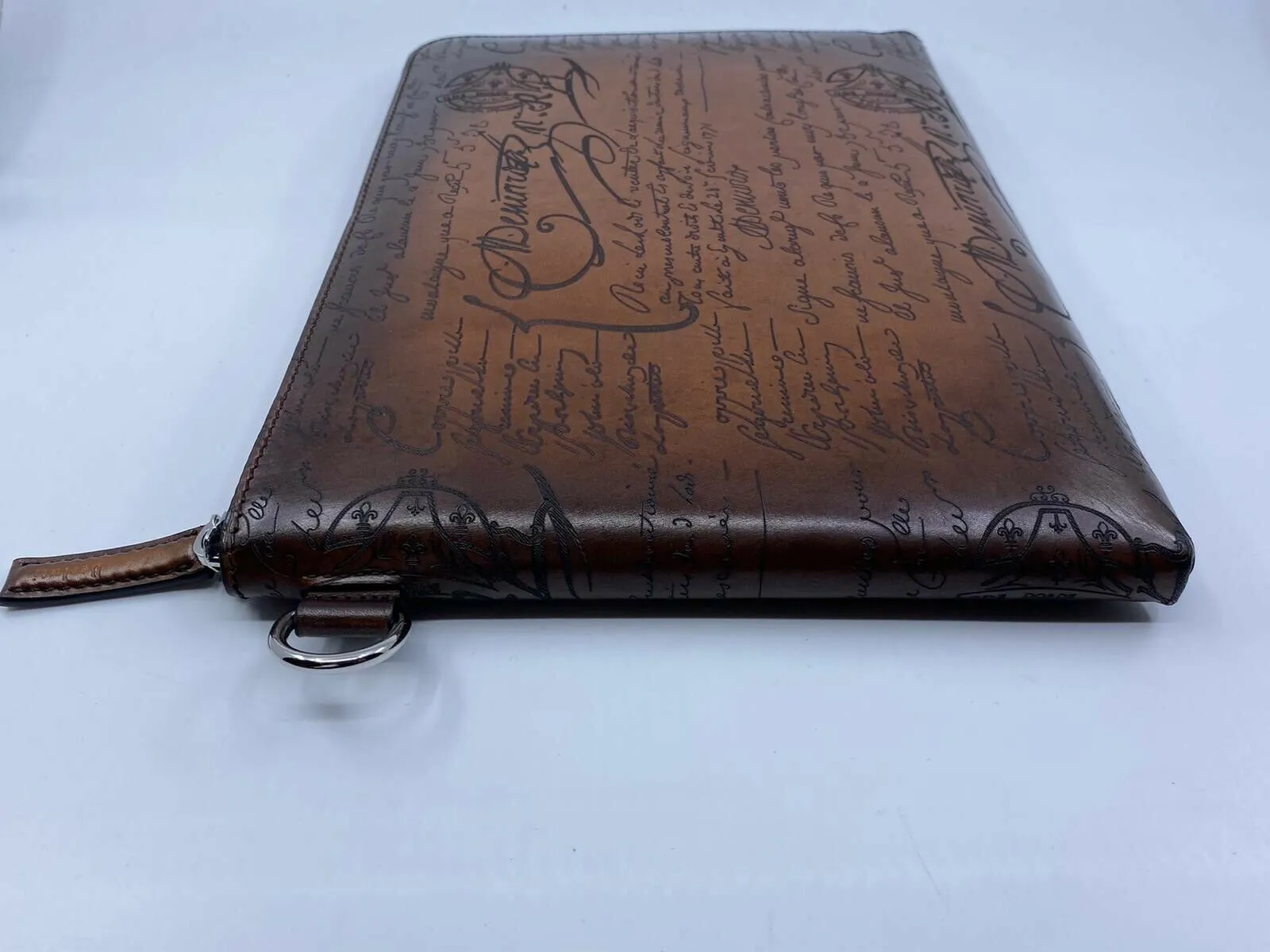 Venezia Scritto Nino Large Leather Clutch