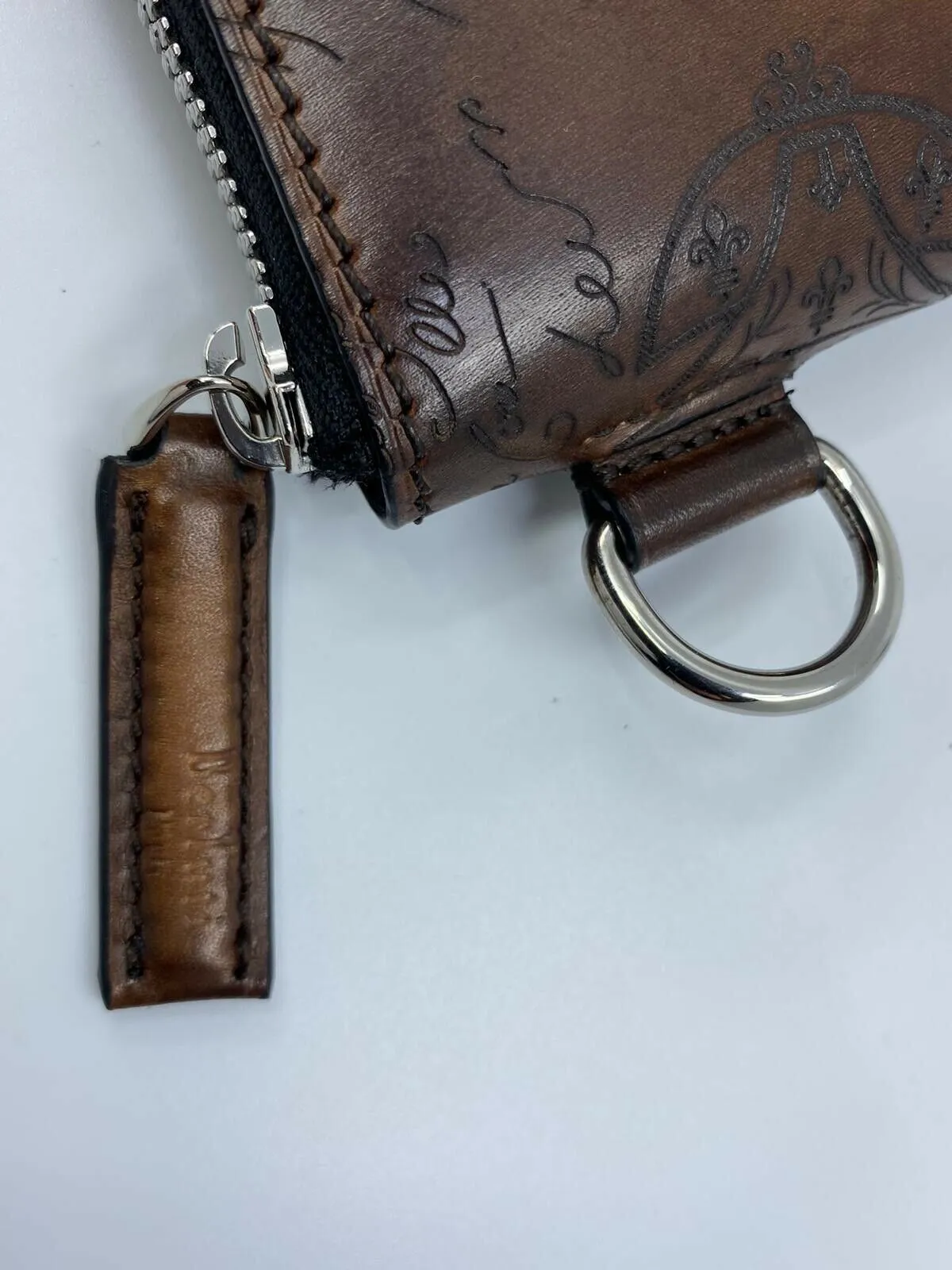 Venezia Scritto Nino Large Leather Clutch