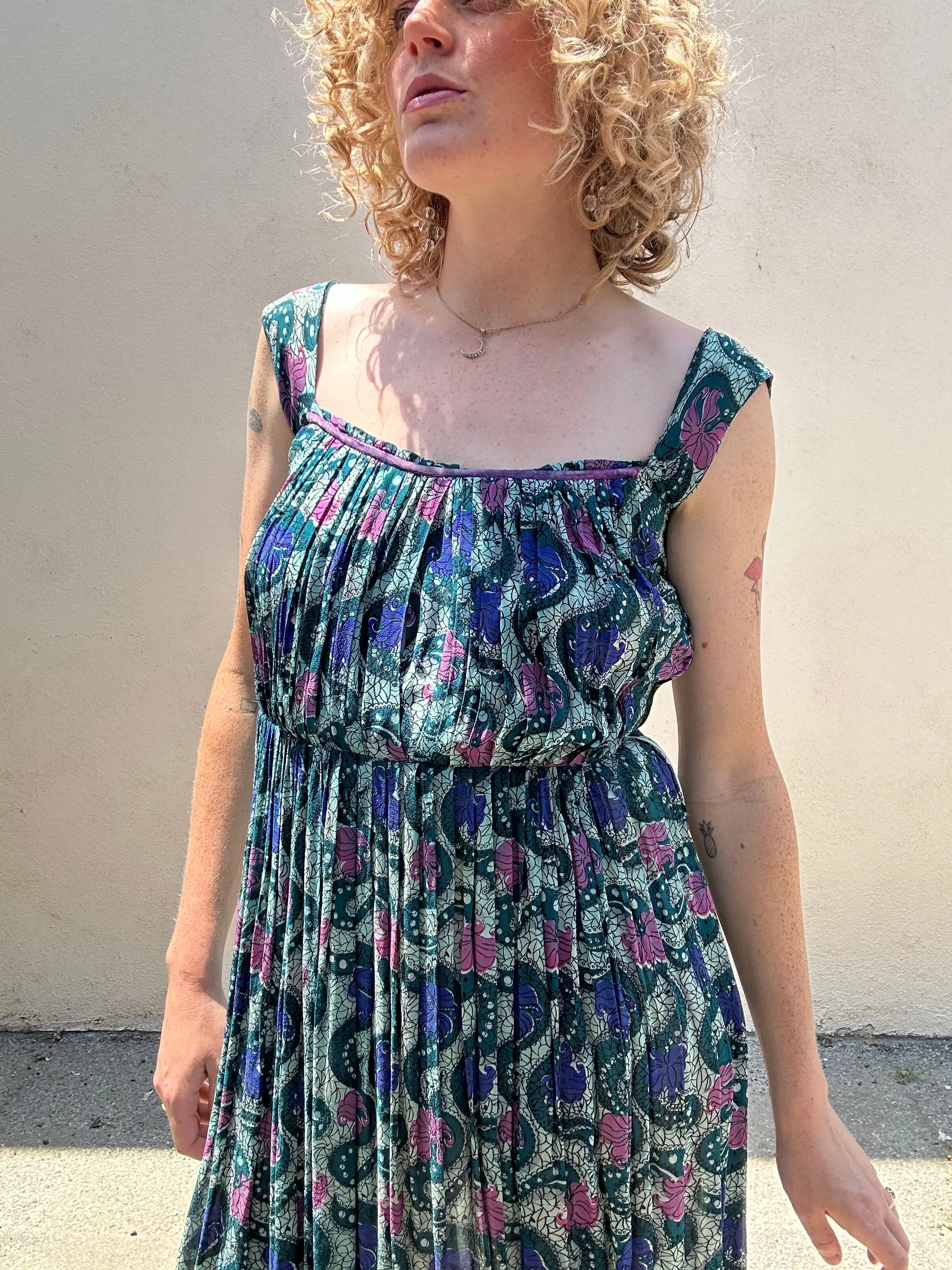 Vintage 1940s Green & Purple Dress