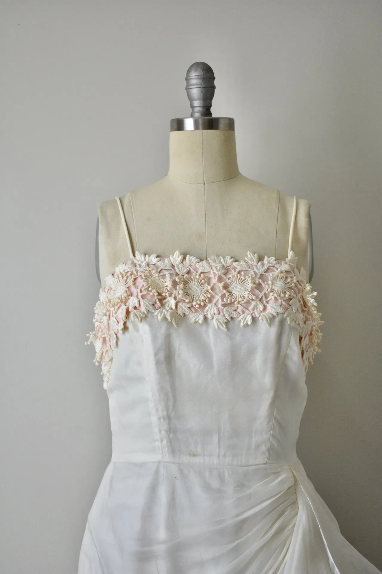 Vintage 1950s Lillie Diamond Ivory Cocktail Dress