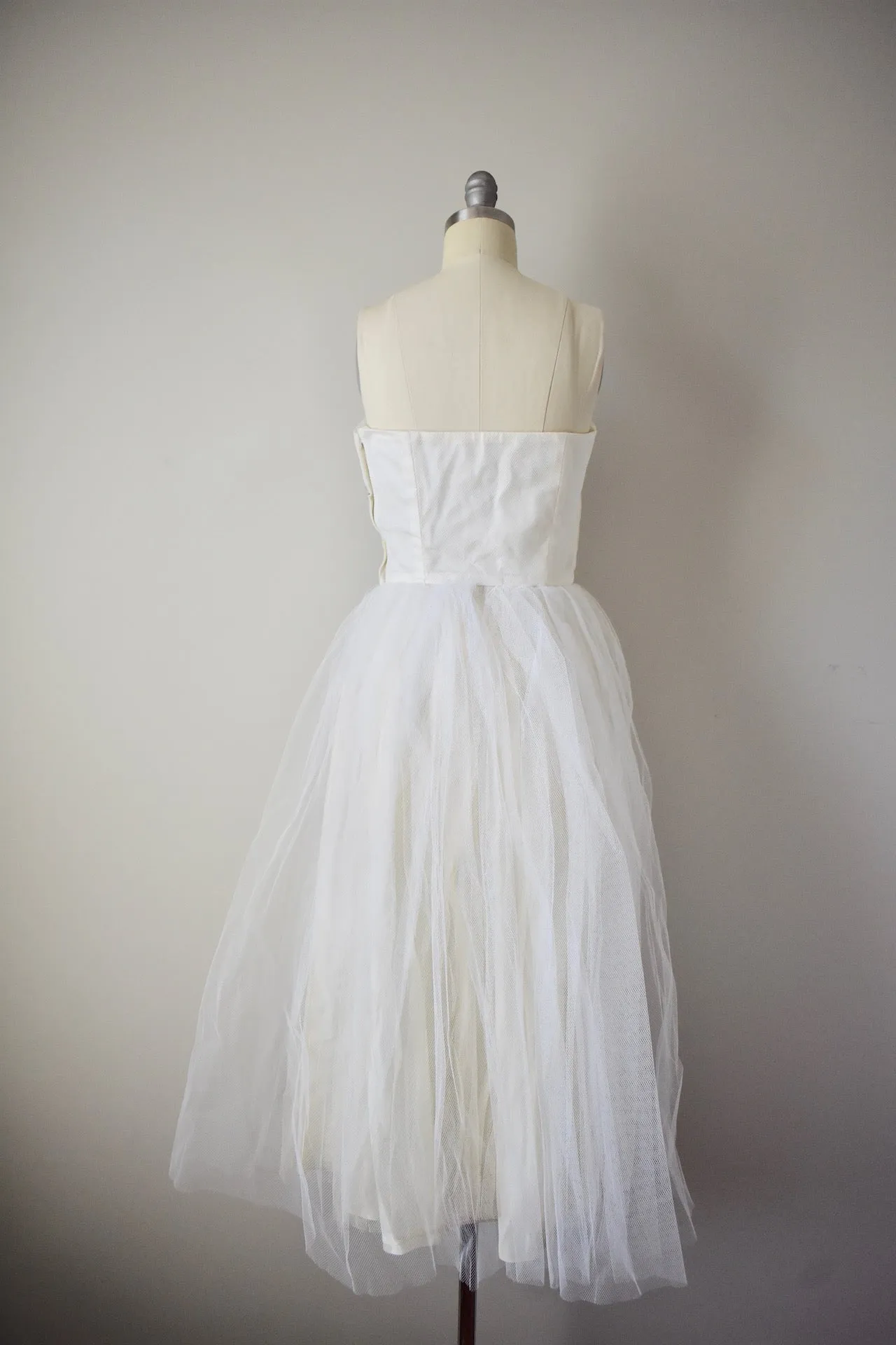 Vintage 1950s White Rosette Tulle Dress