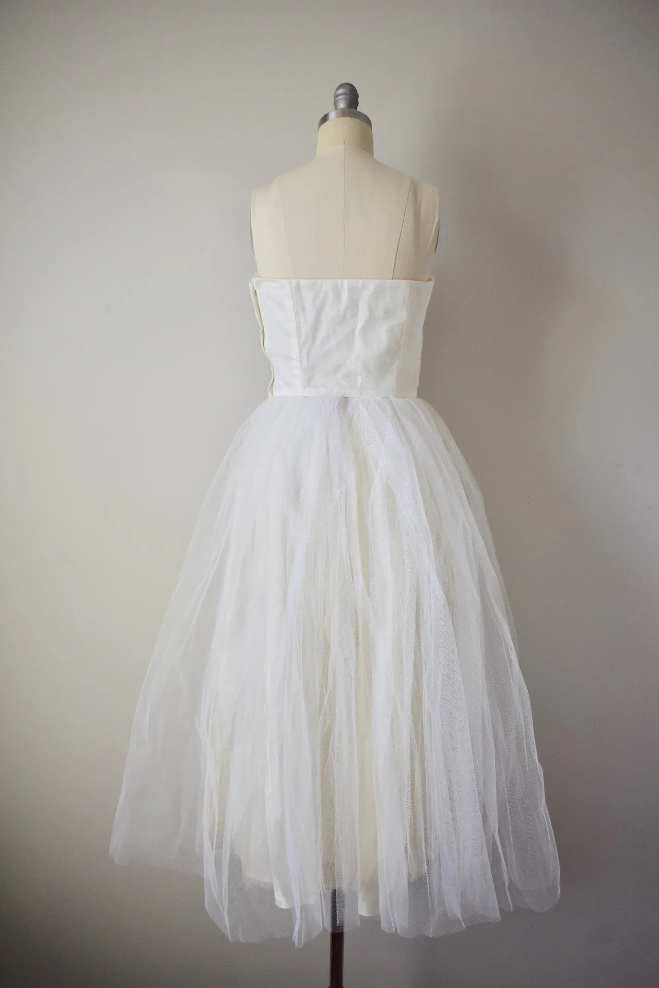 Vintage 1950s White Rosette Tulle Dress