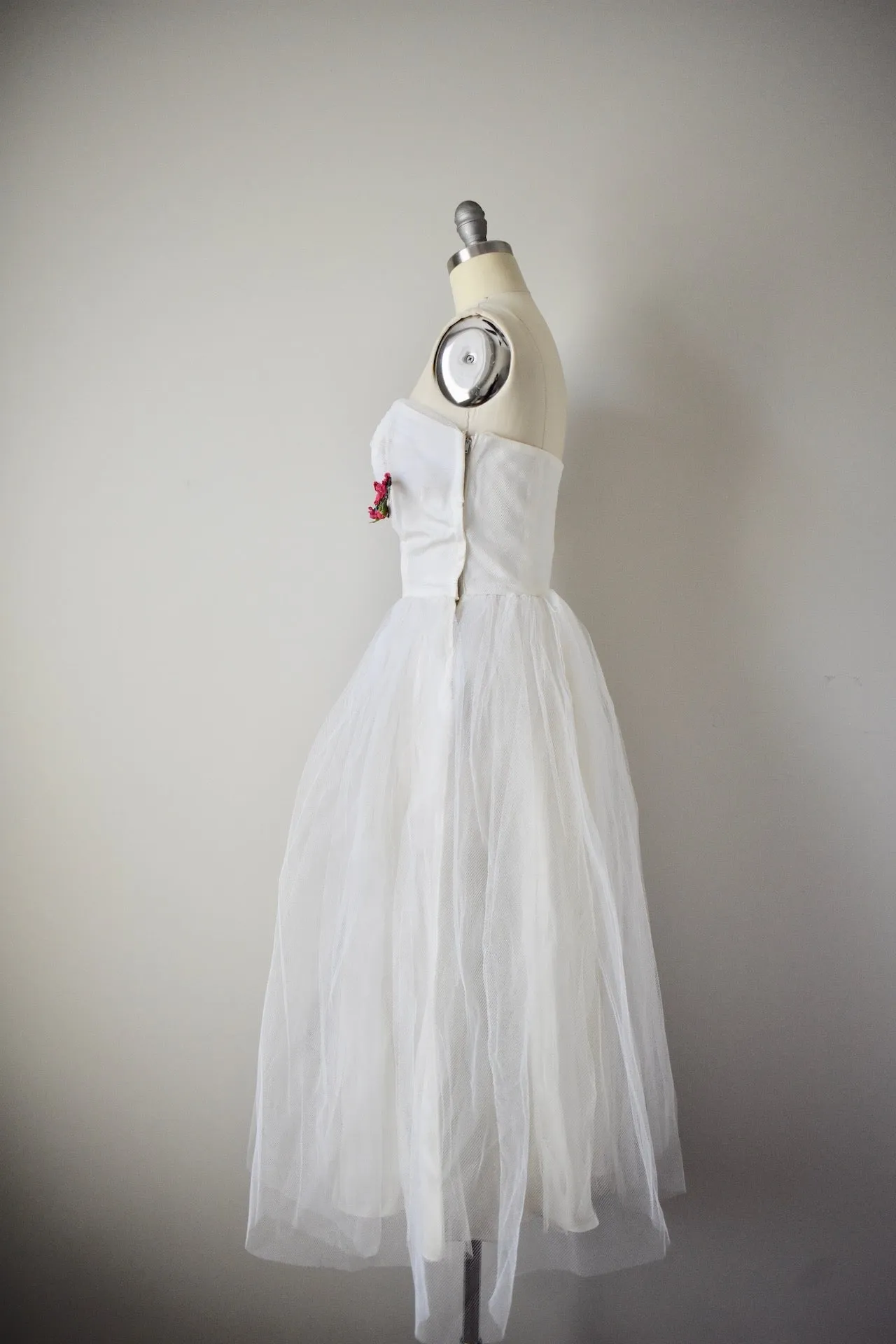 Vintage 1950s White Rosette Tulle Dress