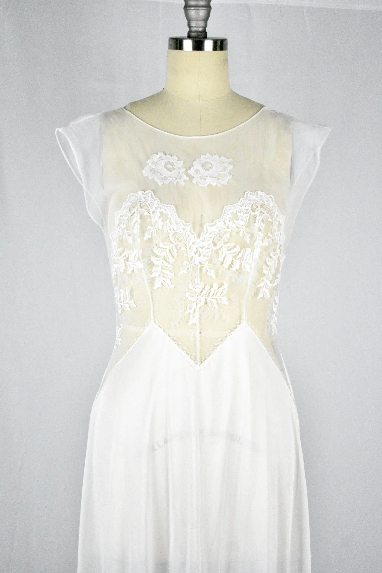 Vintage 1970s 2 Piece Sexy Nightgown w/ Detailing