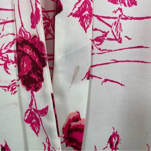 Vintage 70’s maxi dress with rose print