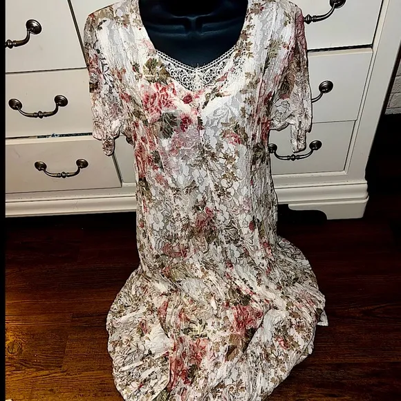 Vintage 70s Nostalgia Pink &amp; Terra Cota Floral Crinkle Lace Maxi Dress