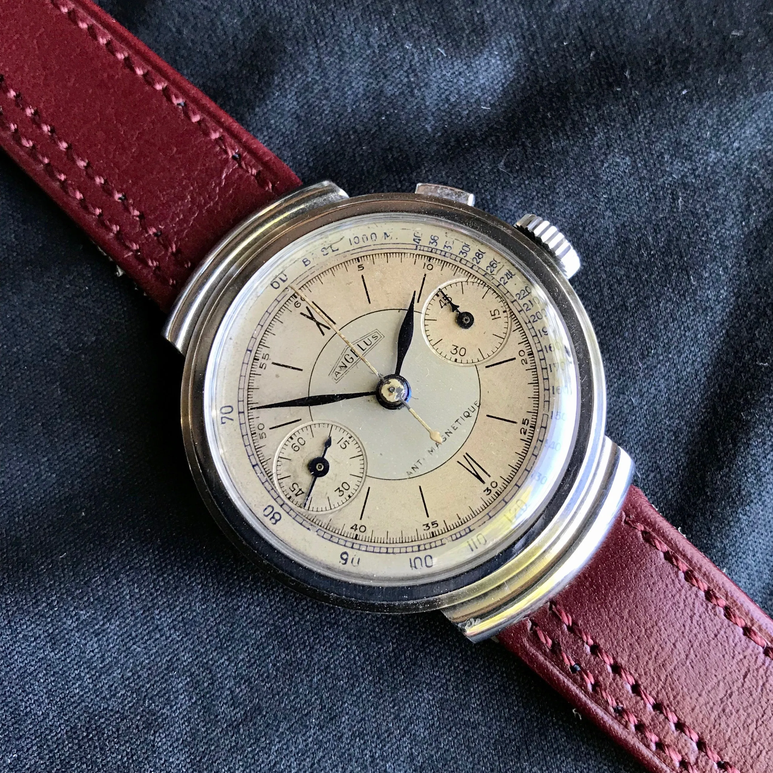 Vintage Angelus Mono Pusher Chronograph Step Case Manual Wind Anti Magnetique Wristwatch