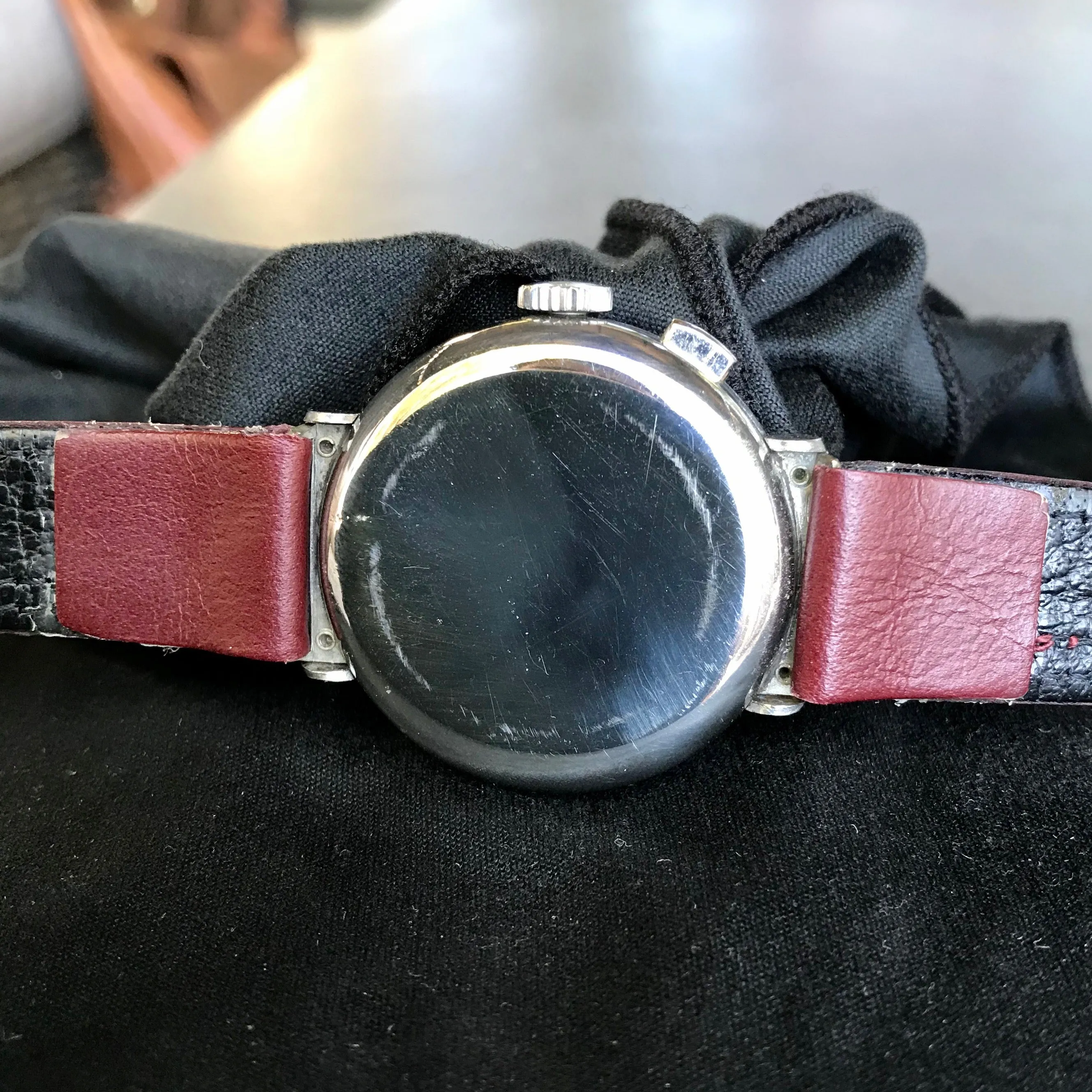 Vintage Angelus Mono Pusher Chronograph Step Case Manual Wind Anti Magnetique Wristwatch