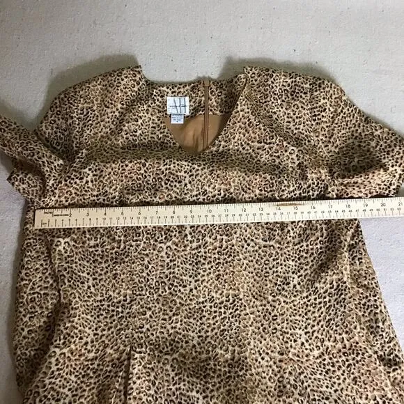 Vintage August Hale Women Leopard Print Dress 100% Silk Sheath Dress  Sz.8 EUC