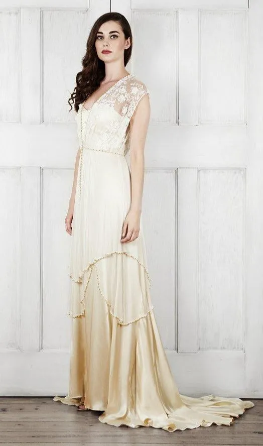 Vintage Cream Boho Wedding Dress
