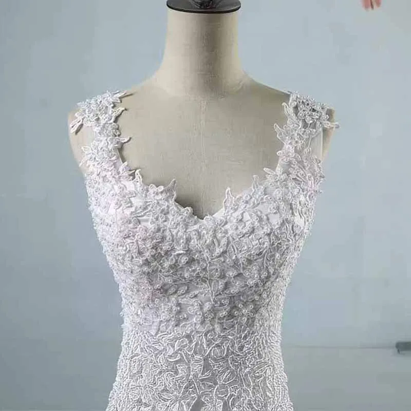 Vintage Custom Sleeveless Tulle Wedding Dresses With Appliques
