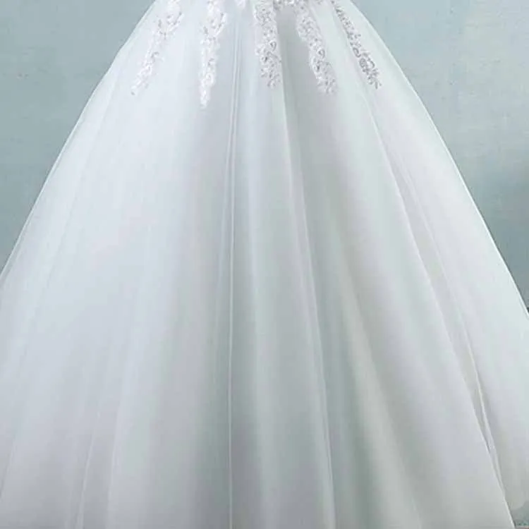Vintage Custom Sleeveless Tulle Wedding Dresses With Appliques