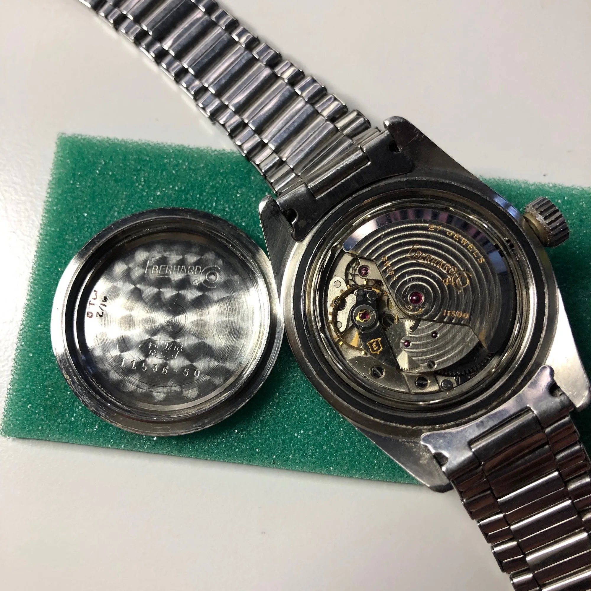 Vintage Eberhard & Co. Scafograf 200 Stainless Steel 11536 Automatic Divers Wristwatch