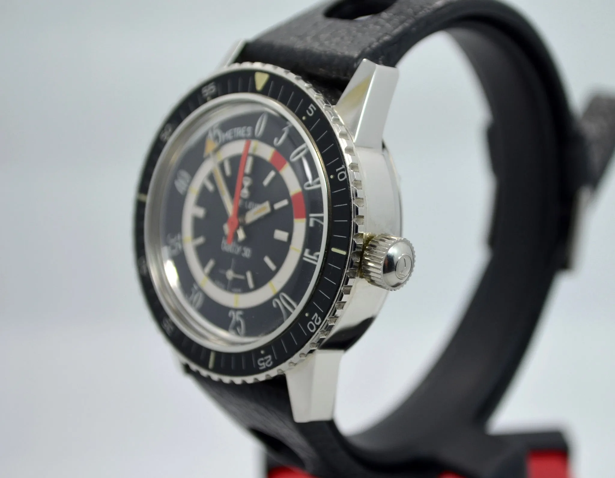 Vintage Favre Leuba Bathy 50 Steel 53243 Black Depth Gauge Divers Wristwatch MINT!
