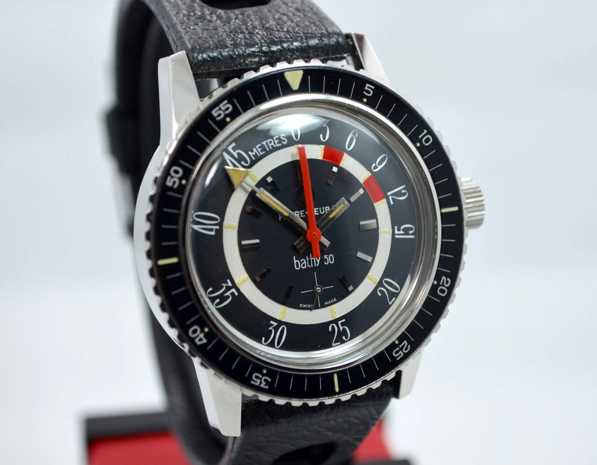 Vintage Favre Leuba Bathy 50 Steel 53243 Black Depth Gauge Divers Wristwatch MINT!