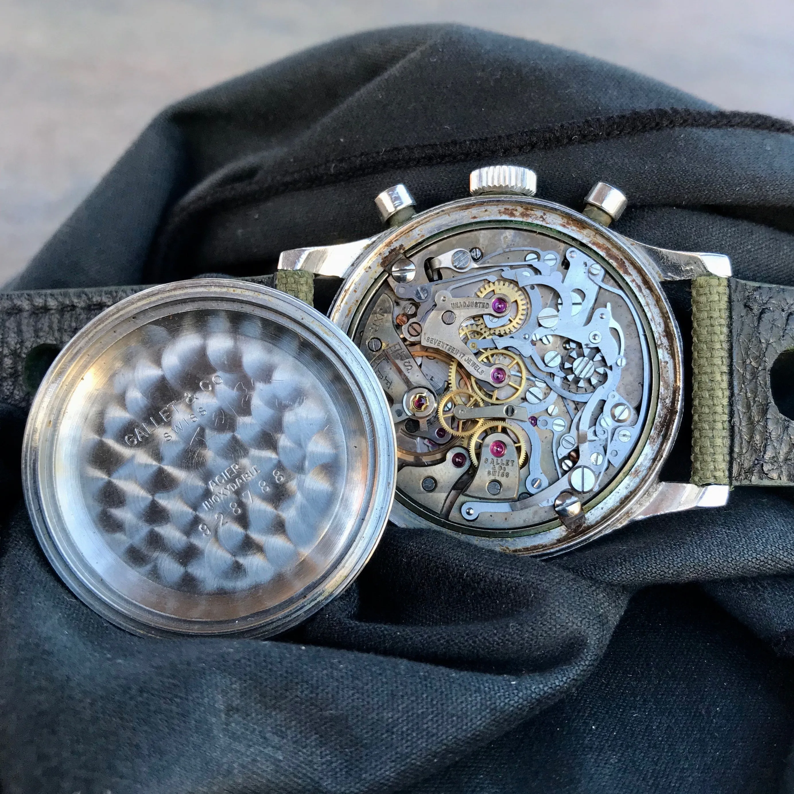Vintage Gallet Stainless Steel Pre Jim Clark Excelsior Park Chronograph Tropical Wristwatch