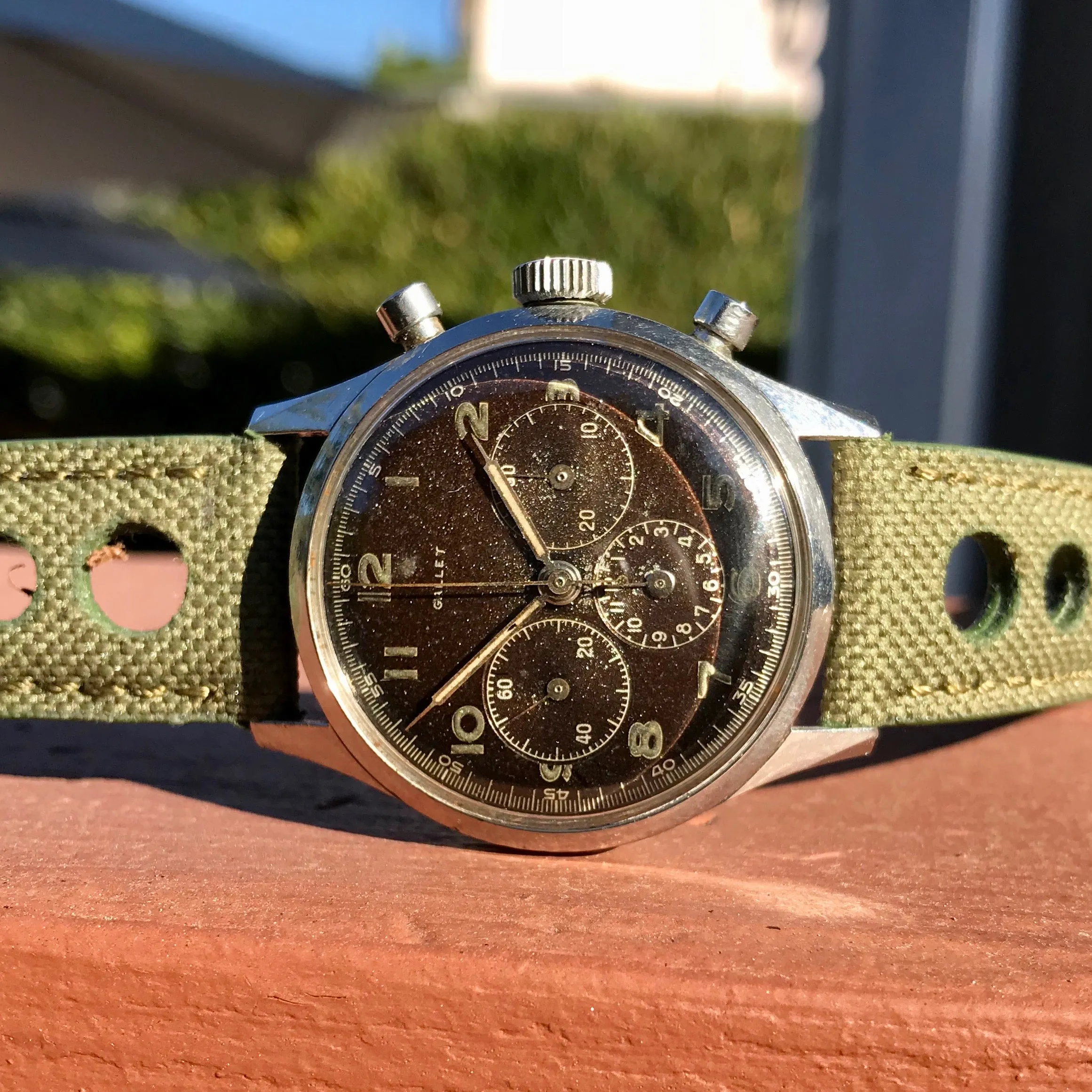 Vintage Gallet Stainless Steel Pre Jim Clark Excelsior Park Chronograph Tropical Wristwatch