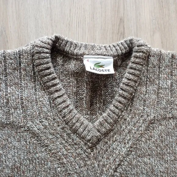 Vintage Lacoste sz 4 US M like new condition