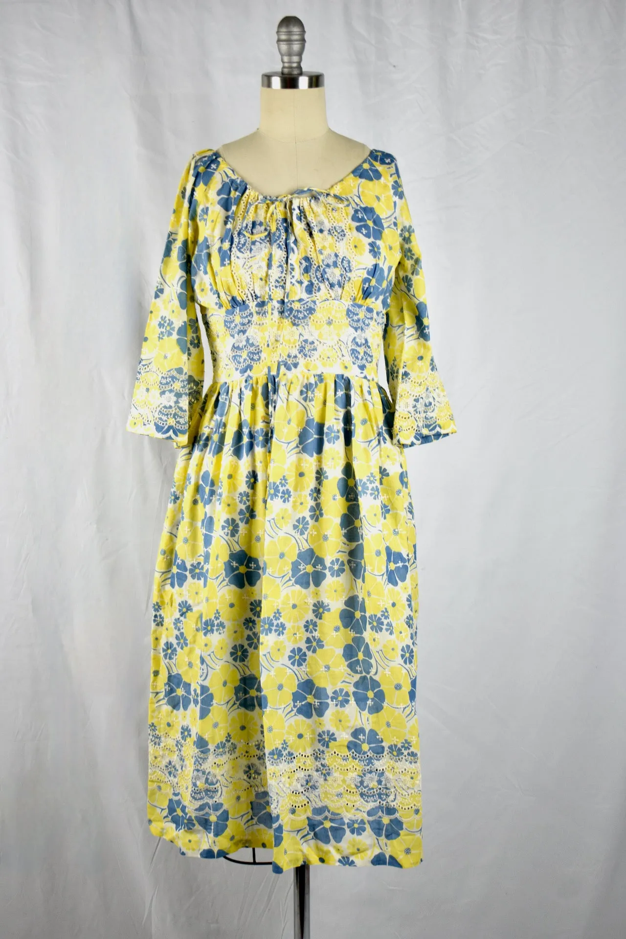 Vintage late  1960s Lilly Pulitzer Cotton Yellow/Blue Dress