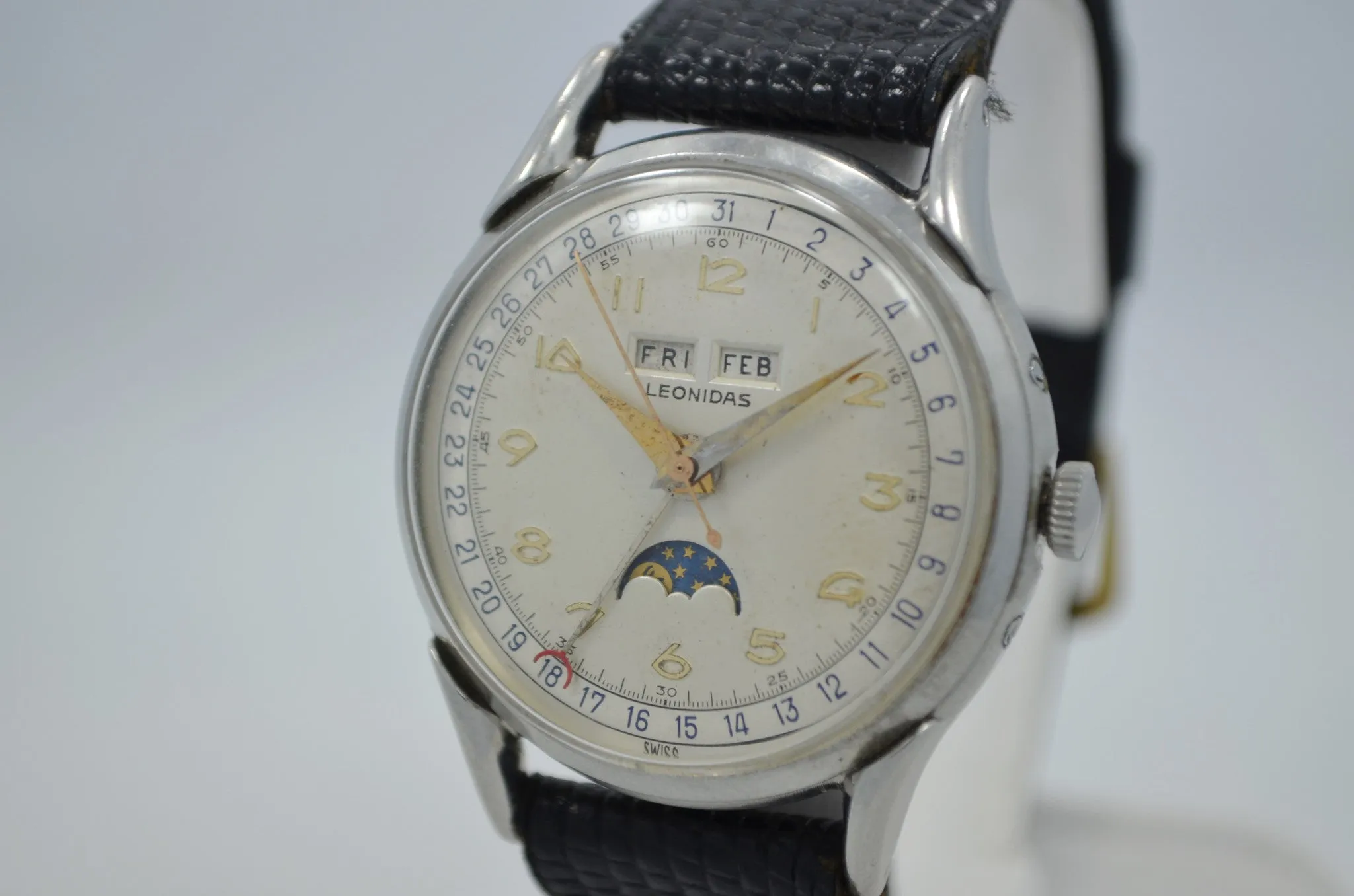 Vintage Leonidas Triple Date Calendar Moon Phase Day Date Steel Ref. 1201 Manual Wind 1940's