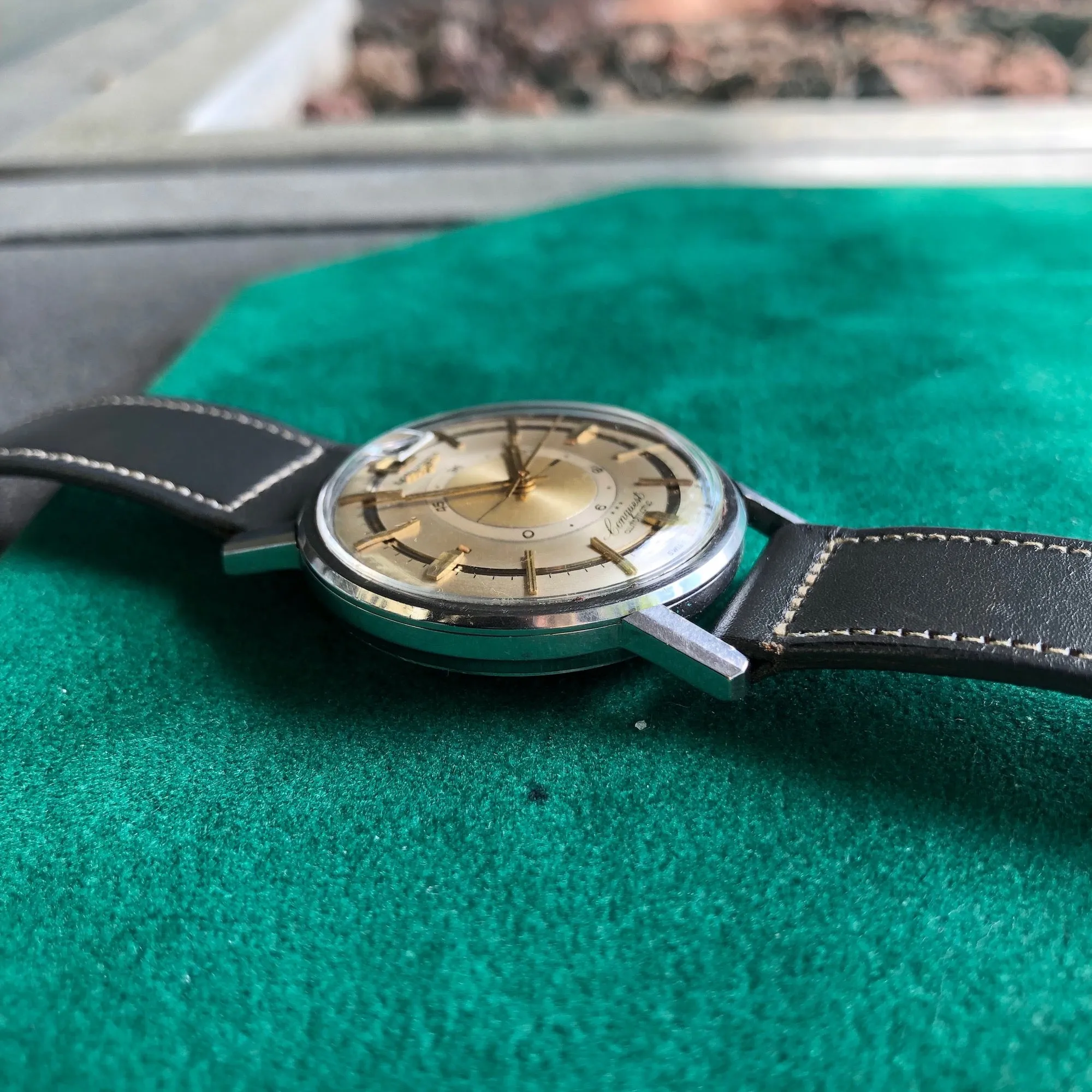 Vintage Longines Conquest Power Reserve 9032 Automatic Cal. 294 Steel Wristwatch