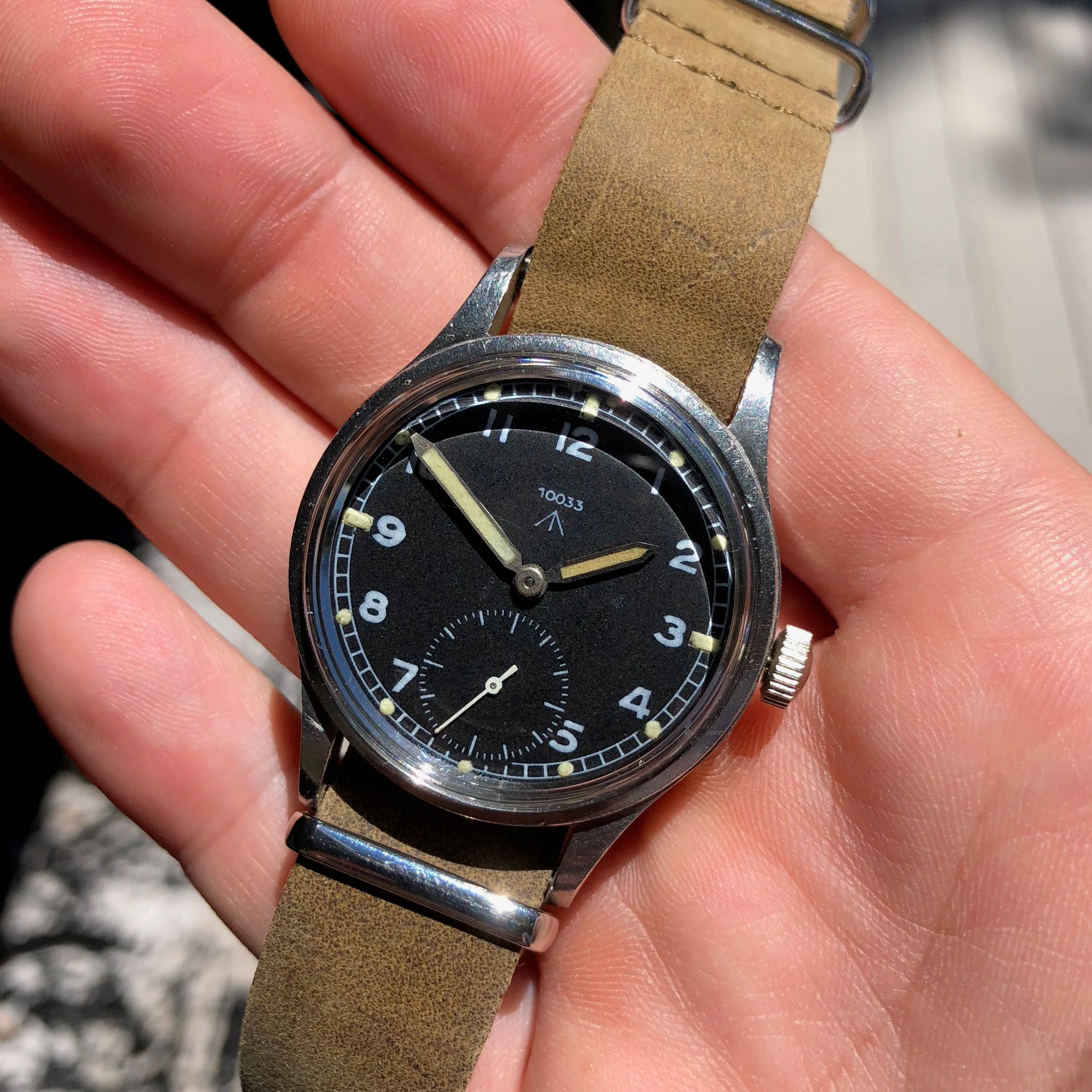 Vintage Omega 10033 MoD WWW Caliber 30T2 Military Dirty Dozen WWII Black Wristwatch