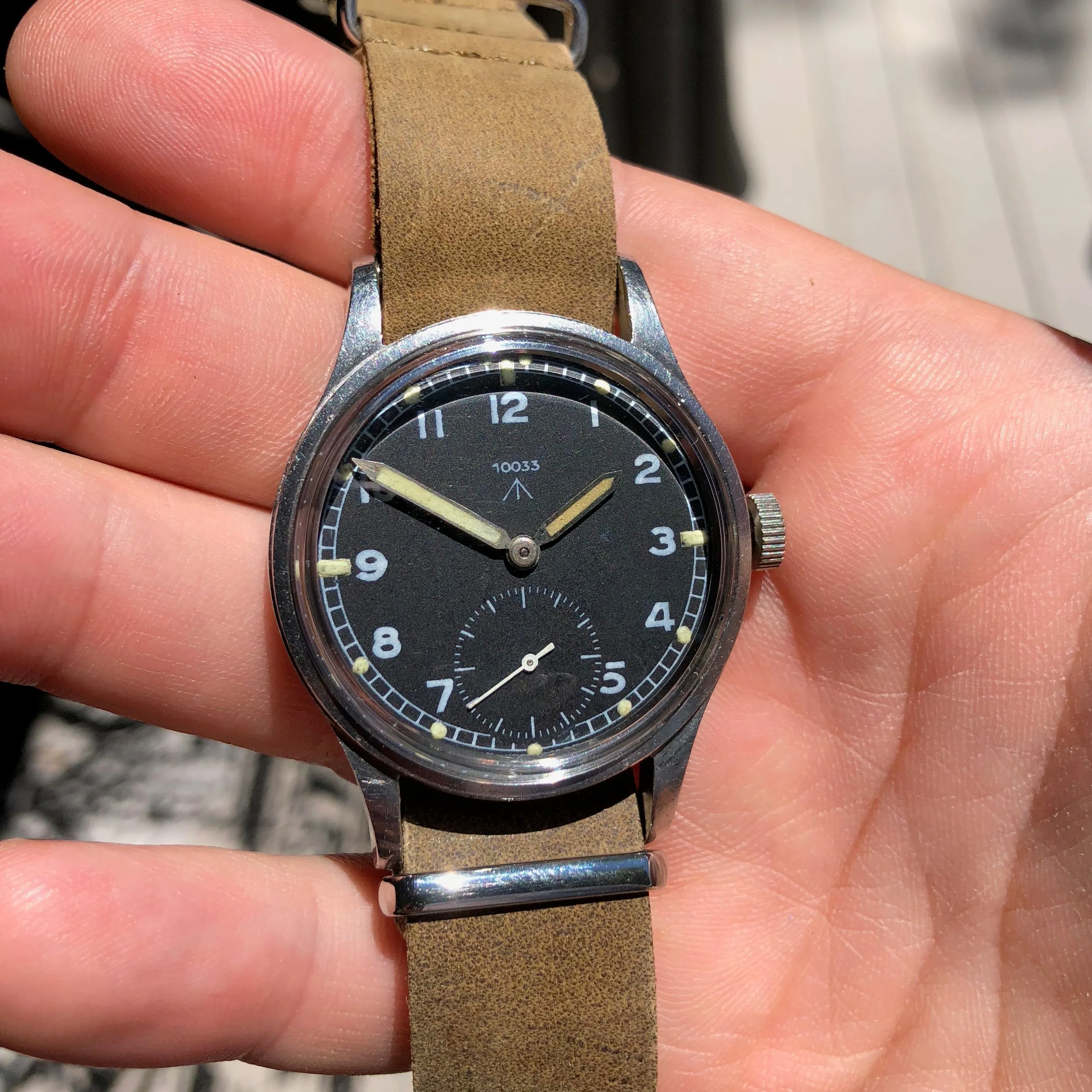 Vintage Omega 10033 MoD WWW Caliber 30T2 Military Dirty Dozen WWII Black Wristwatch